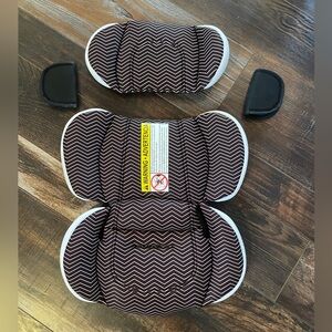 Graco car seat Infant Insert - NWOT